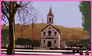 BOUSFER ANNEES 50 L EGLISE ST ANNE ET SA PLACE 01